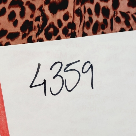 NEW FRNCH Pink Leopard Print Long Sleeve Button Down Shirt P4359 - Picture 9 of 9